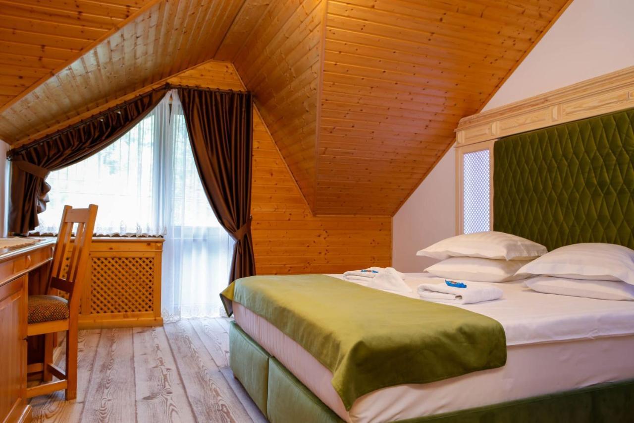 Casa Baciu Hotel Fundu Moldovei Eksteriør billede