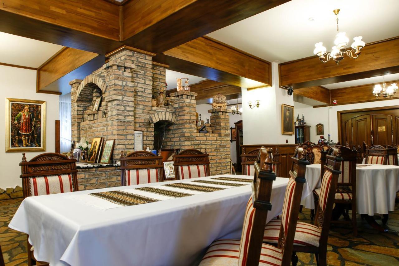 Casa Baciu Hotel Fundu Moldovei Eksteriør billede